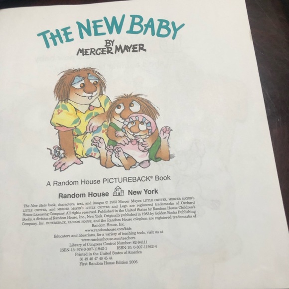 Books - Picture 10 of 12